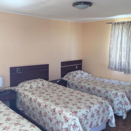 קלדרה Hostal Playa Brava מראה חיצוני תמונה