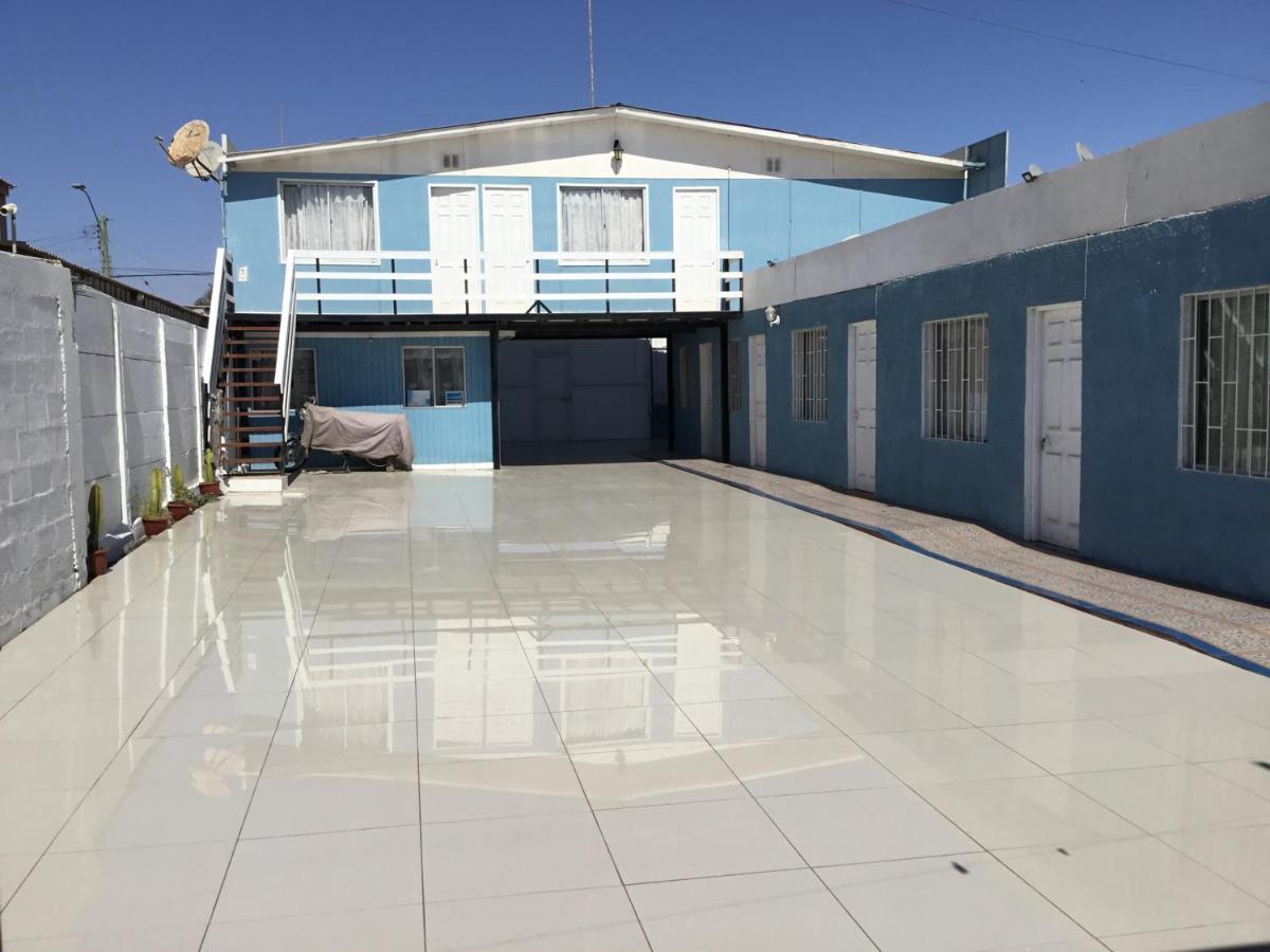 קלדרה Hostal Playa Brava מראה חיצוני תמונה