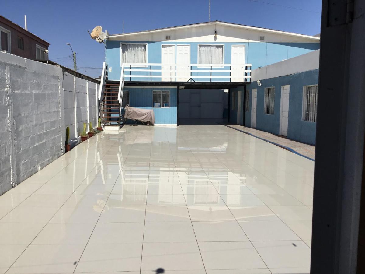 קלדרה Hostal Playa Brava מראה חיצוני תמונה