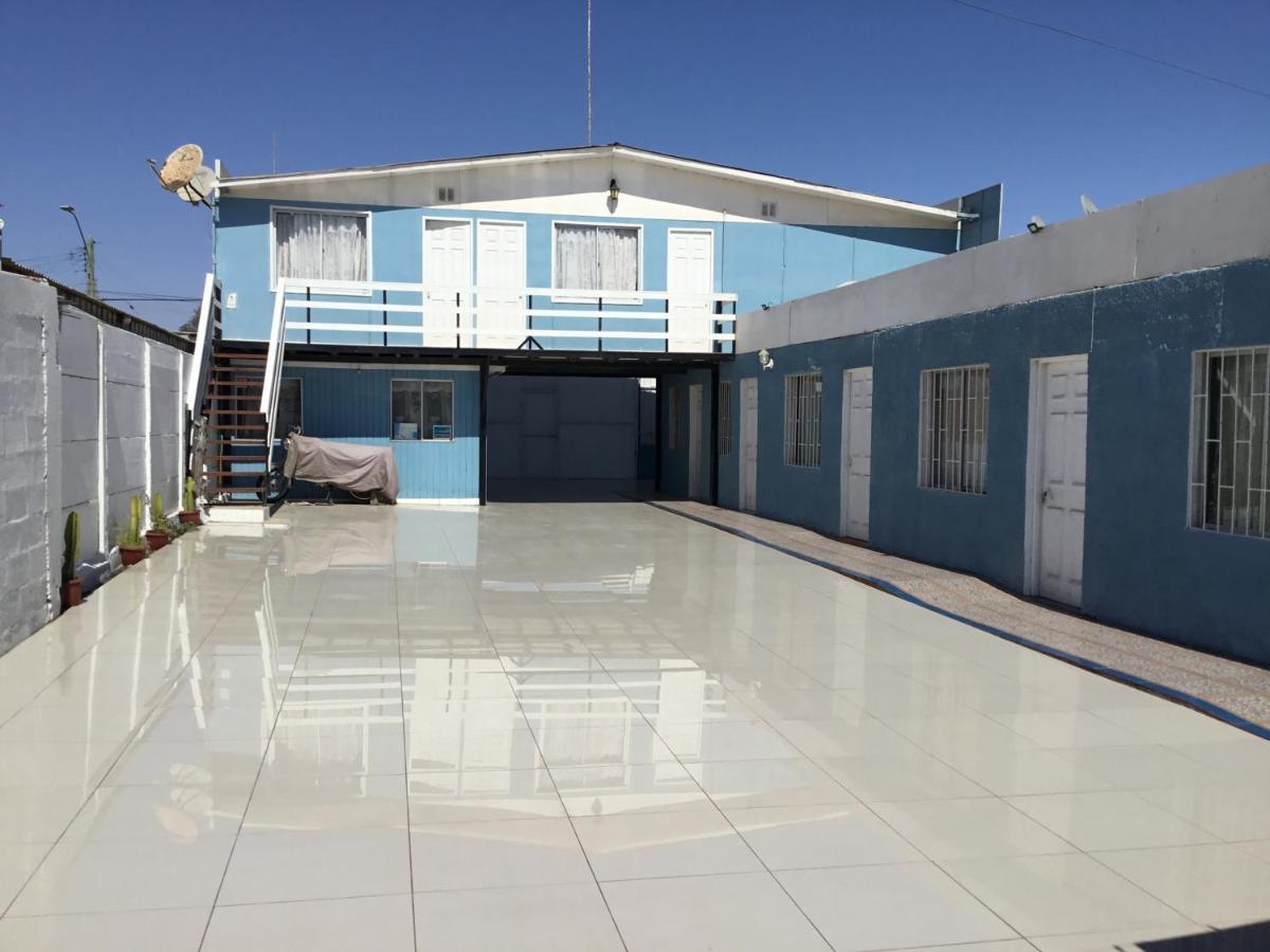קלדרה Hostal Playa Brava מראה חיצוני תמונה