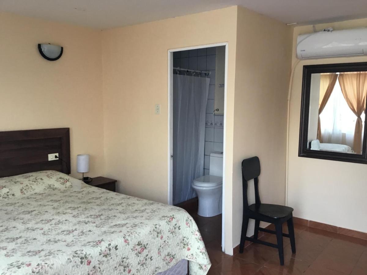 קלדרה Hostal Playa Brava מראה חיצוני תמונה