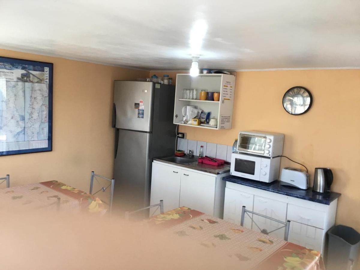 קלדרה Hostal Playa Brava מראה חיצוני תמונה