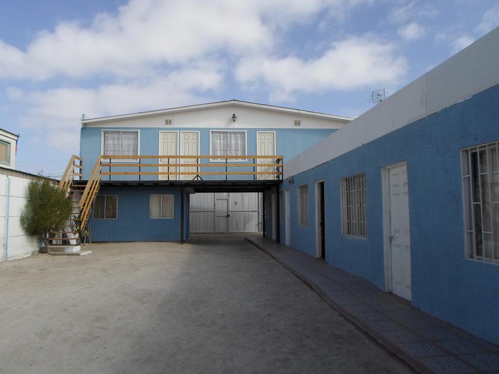 קלדרה Hostal Playa Brava מראה חיצוני תמונה